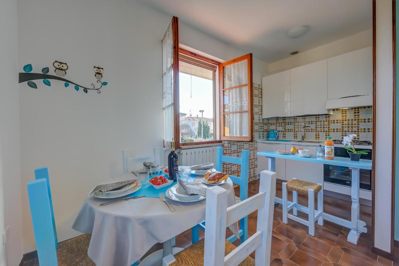 Villa Fiorita Apartments - Happy Rentals Sirmione Bagian luar foto