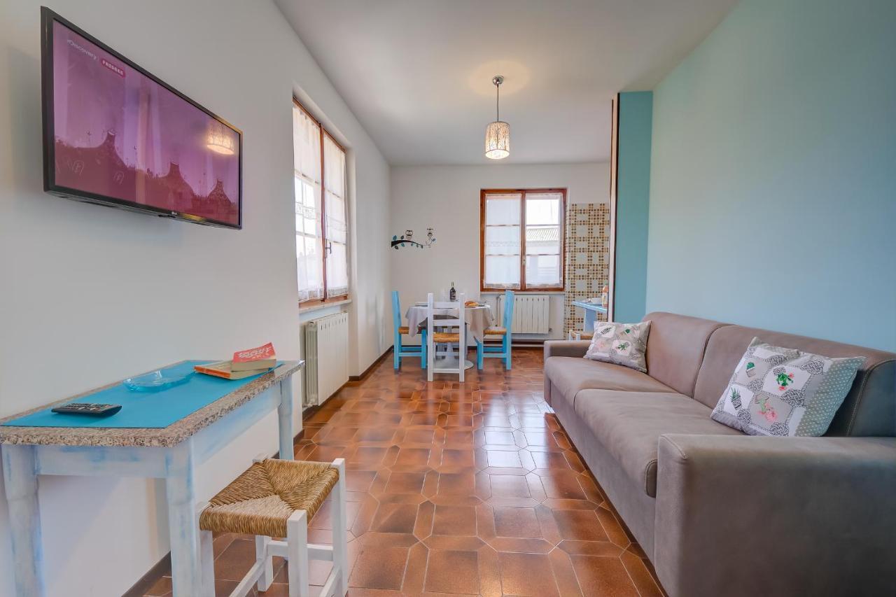 Villa Fiorita Apartments - Happy Rentals Sirmione Bagian luar foto