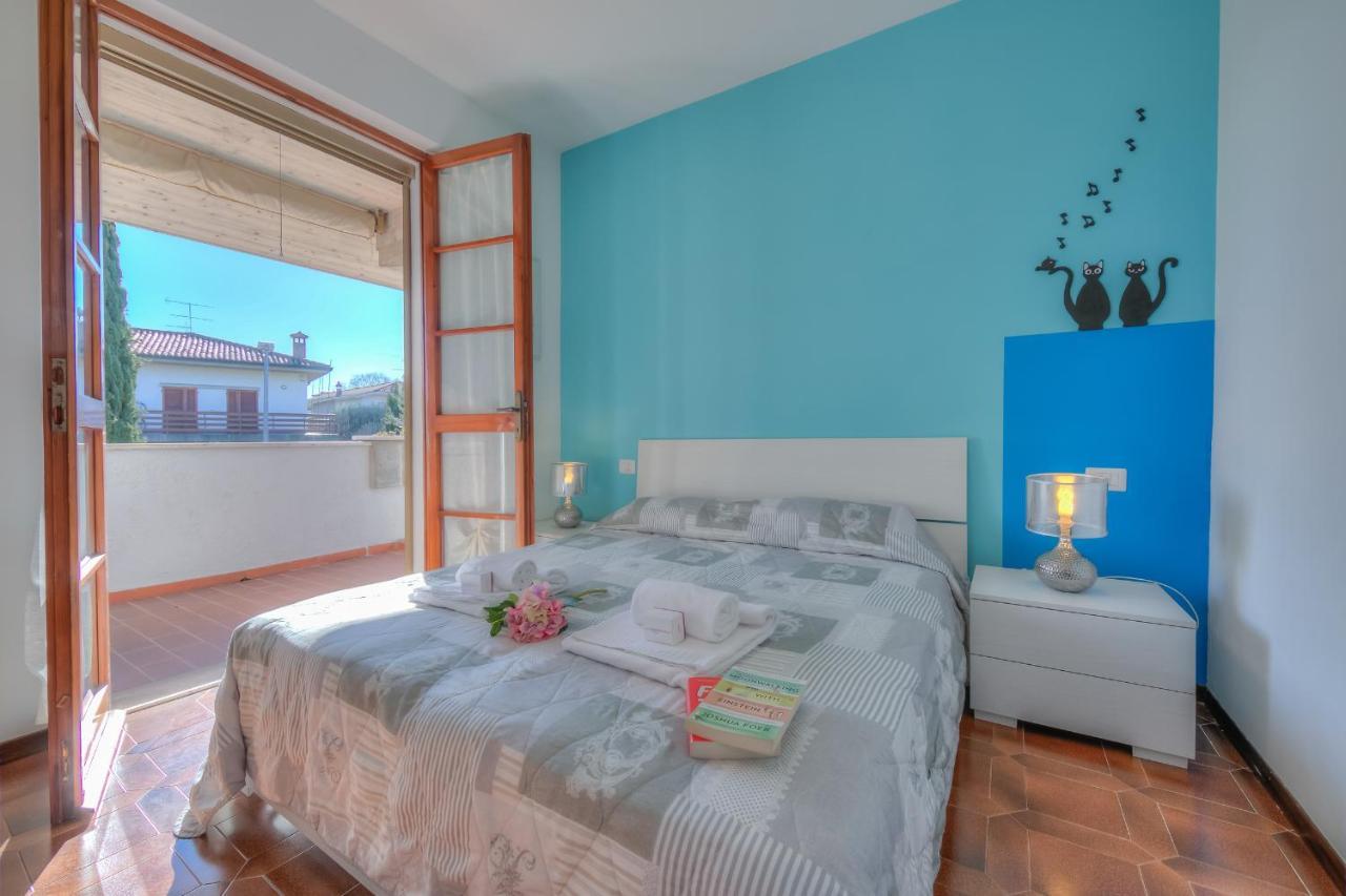 Villa Fiorita Apartments - Happy Rentals Sirmione Bagian luar foto
