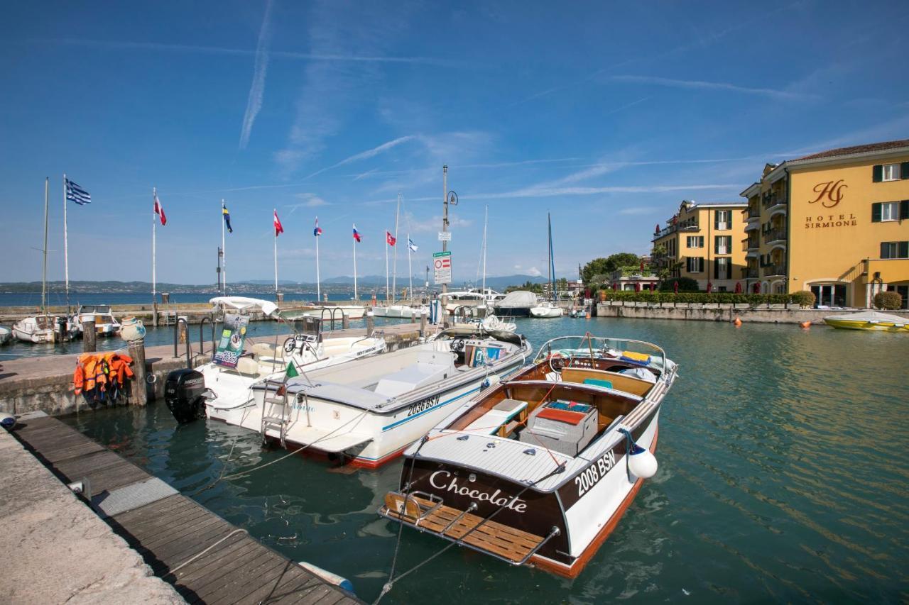 Villa Fiorita Apartments - Happy Rentals Sirmione Bagian luar foto